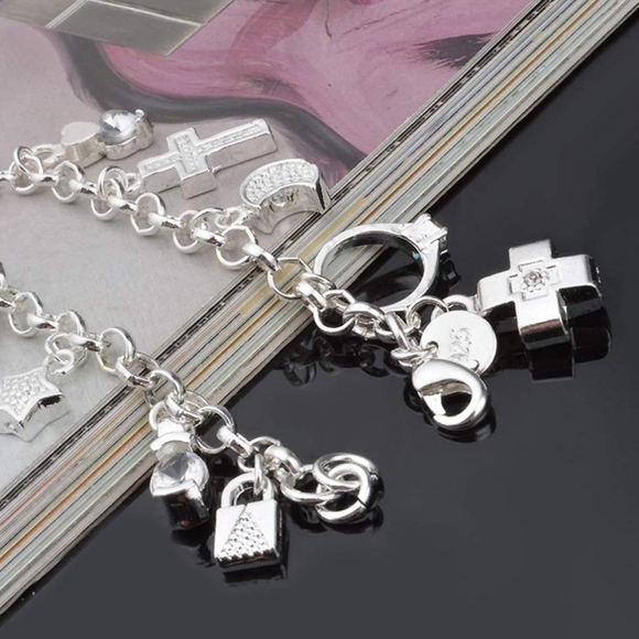 925 Sterling Silver Charm Bracelet 13 Charms NWT 7in - Picture 3 of 5